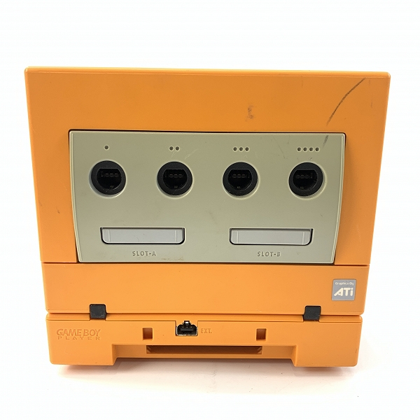 実際に弊社で買取させて頂いた任天堂/Nintendo/ニンテンドー ゲームキューブ/GC 本体 コントローラー2個/ゲームボーイプレーヤー付き【簡易動作確認済】の画像 1枚目