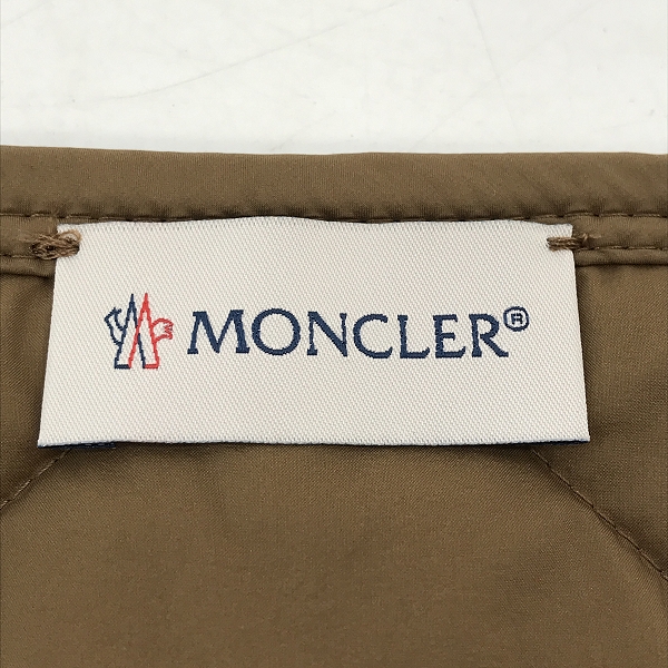 実際に弊社で買取させて頂いたMONCLER/モンクレール GONNA ナイロンキルティング ダウンスカート G20932D00017 53333/40の画像 2枚目
