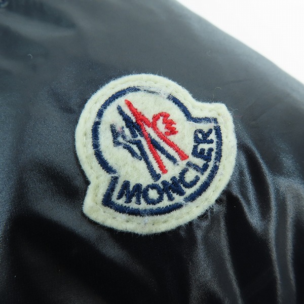 実際に弊社で買取させて頂いた【JPタグ】ONCLER/モンクレール GARY GIUBBOTTO/ゲーリー/ゲイリー ダウンジャケット E20914190785 68950/2の画像 6枚目