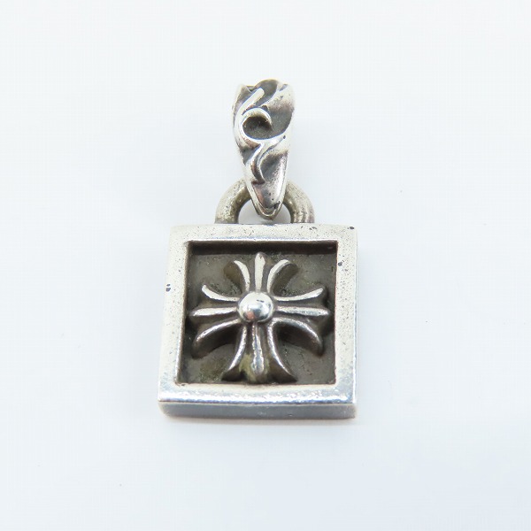 実際に弊社で買取させて頂いたCHROME HEARTS/クロムハーツ フレームドCHプラスチャーム/ペンダントトップの画像 1枚目