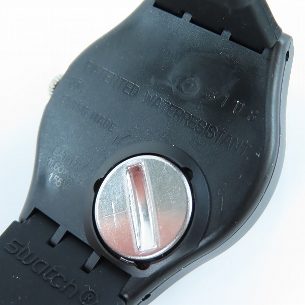 実際に弊社で買取させて頂いたKIDROBOT/キッドロボット Swatch/スウォッチ BASEMAN フィギュア付き クオーツ腕時計【動作未確認】の画像 4枚目