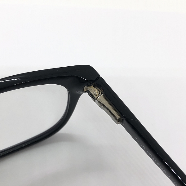 実際に弊社で買取させて頂いたTOMFORD/トムフォード フルリム 眼鏡/メガネフレーム/アイウェア TF5196の画像 4枚目
