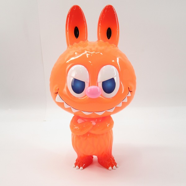 実際に弊社で買取させて頂いたCOWAWA by kasing lung x how2work hk labubu/ラブブ ソフビ オレンジの画像 1枚目
