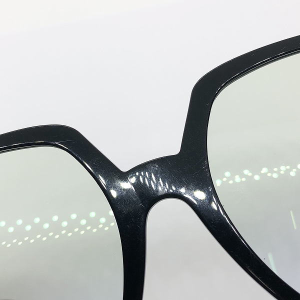 実際に弊社で買取させて頂いたTOM FORD/トムフォード Delphine-02/デルフィーヌ 純正レンズ付き サングラスフレーム TF992 ECO 01Bの画像 7枚目