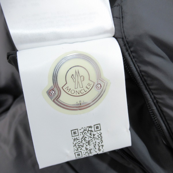 実際に弊社で買取させて頂いたMONCLER/モンクレール MONTGENEVRE/モンジュネーブル ダウンジャケット C20914033805 54272/0の画像 6枚目