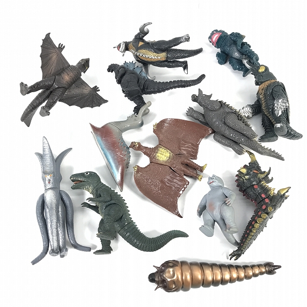 実際に弊社で買取させて頂いた【おまとめ】BANDAI/バンダイ 1991 ミニラ/1992 バトラ幼虫/1992 モスラ幼虫/1993 バイラス/1993 ゴロザウルス 等 ソフビ