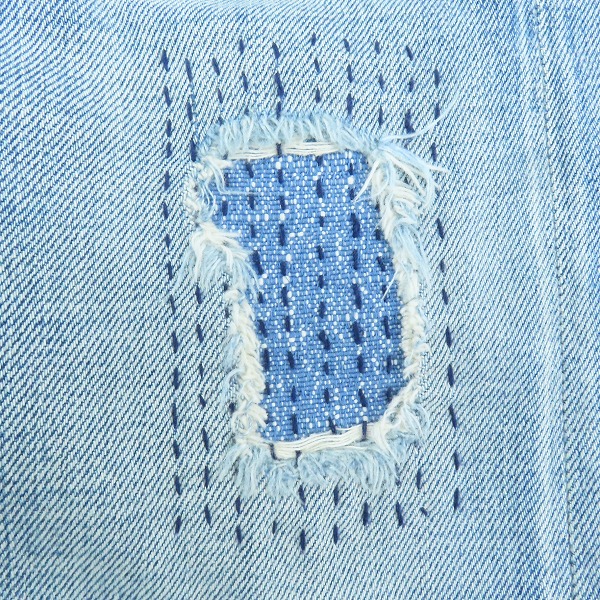 実際に弊社で買取させて頂いたvisvim/ビズビム SOCIAL SCULPTURE 05 damaged-6.5 リペア加工デニムパンツ VS0001809/W32L30の画像 6枚目