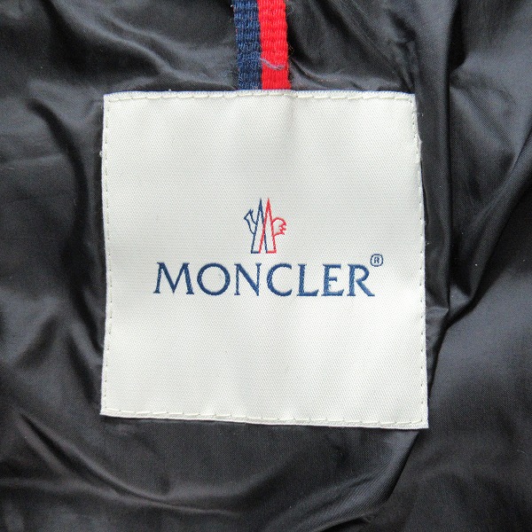 実際に弊社で買取させて頂いたMONCLER/モンクレール ZEIA GIUBBOTTO ダウンジャケット/コート 020934931550 53048/1の画像 2枚目