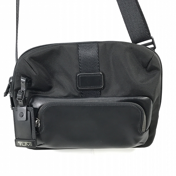 実際に弊社で買取させて頂いたTUMI/トゥミ ALPHA BRAVO Lewis Crossbody ショルダーバッグ 232305D