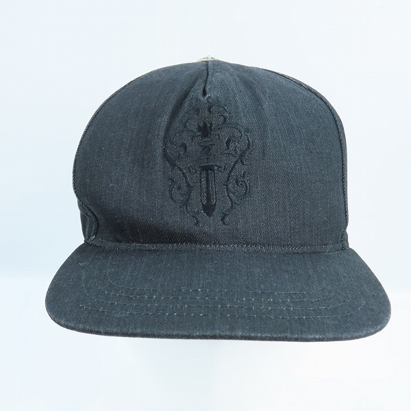 実際に弊社で買取させて頂いたCHROME HEARTS/クロムハーツ トラッカーキャップ CHクロスボタン デニム 003-093313の画像 1枚目