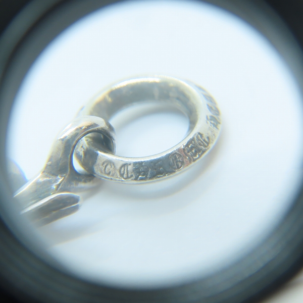 実際に弊社で買取させて頂いたCHROME HEARTS/クロムハーツ タイニーCHクロスチャームの画像 4枚目