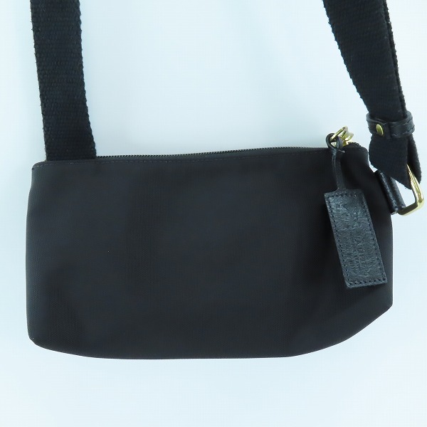 実際に弊社で買取させて頂いたIL BISONTE/イルビゾンテ ショルダーバッグ ブラックの画像 1枚目