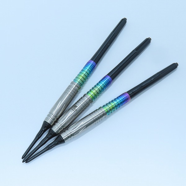 実際に弊社で買取させて頂いた(2)TIGA/ティガ Razor 23 Fusion/レイザー 23 レイ・カーバー選手モデル  ダーツバレル