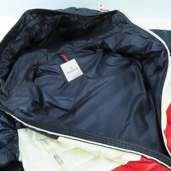 実際に弊社で買取させて頂いた【JPタグ】MONCLER/モンクレール 19SS PALLISER ダウンジャケット E10914030185 53029/1の画像 2枚目