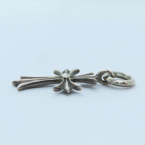 実際に弊社で買取させて頂いたCHROME HEARTS/クロムハーツ タイニーCHクロスチャームの画像 3枚目