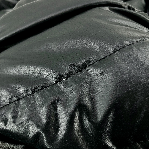 実際に弊社で買取させて頂いた【JPタグ】MONCLER/モンクレール LAUZET GIUBBOTTO ダウンジャケット I10911A00030 595OK /4の画像 6枚目