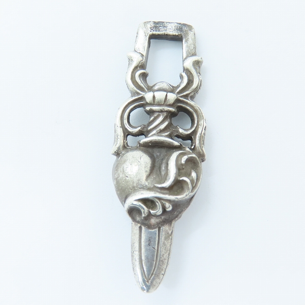 実際に弊社で買取させて頂いたCHROME HEARTS/クロムハーツ DAGGER HEART/ダガーハート ペンダントトップ の画像 1枚目
