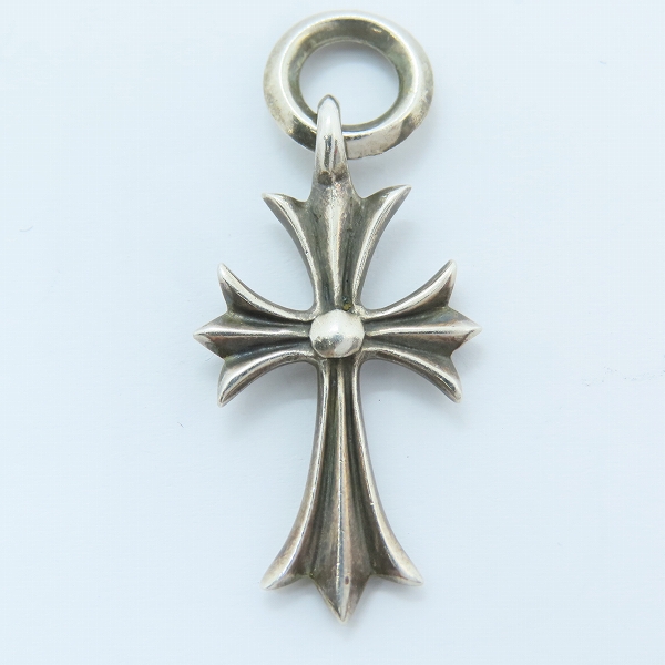 実際に弊社で買取させて頂いたCHROME HEARTS/クロムハーツ タイニーCHクロスチャームの画像 1枚目