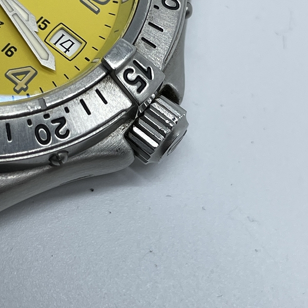 実際に弊社で買取させて頂いたBREITLING/ブライトリング スーパーオーシャン イエロー 自動巻き 腕時計 A17345の画像 4枚目