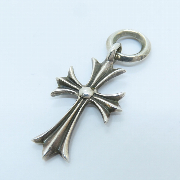 実際に弊社で買取させて頂いたCHROME HEARTS/クロムハーツ タイニーCHクロスチャーム