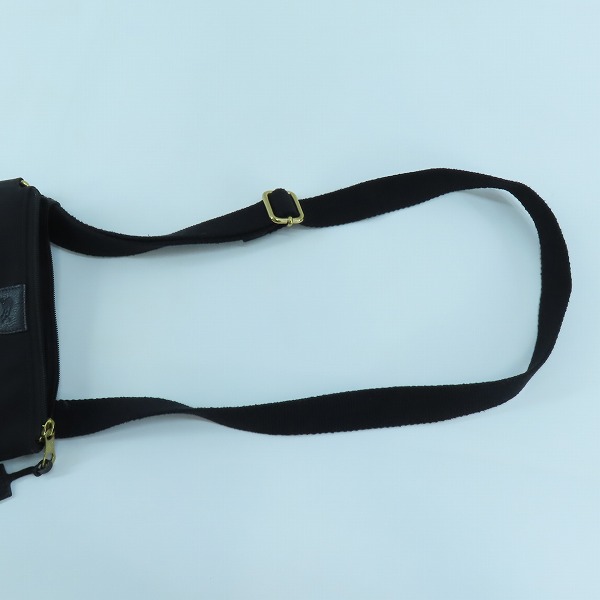 実際に弊社で買取させて頂いたIL BISONTE/イルビゾンテ ショルダーバッグ ブラックの画像 5枚目