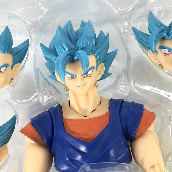 実際に弊社で買取させて頂いたBANDAI/バンダイ S.H.Figuartsドラゴンボール超 スーパーサイヤ人ゴッドスーパーサイヤ人ベジット超の画像 2枚目
