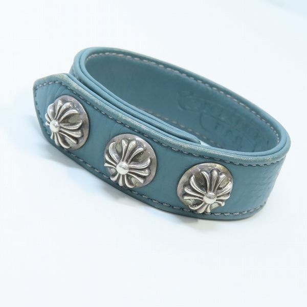 実際に弊社で買取させて頂いたCHROME HEARTS/クロムハーツ 3ボタン2スナップ レザー ブレスレット クロスボタン