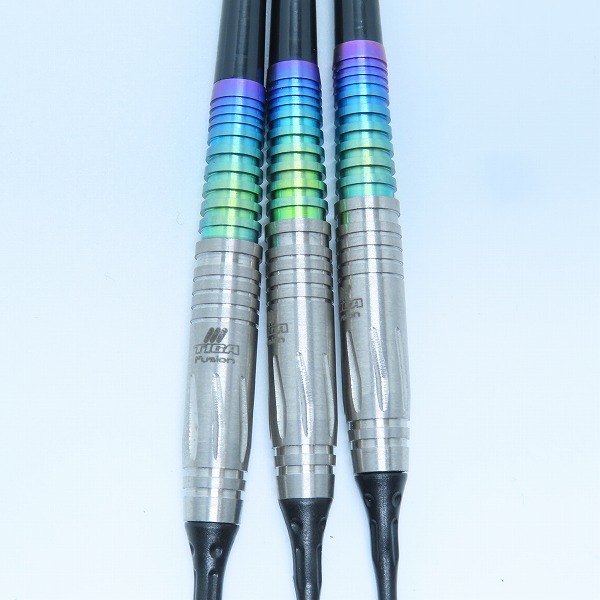 実際に弊社で買取させて頂いた(2)TIGA/ティガ Razor 23 Fusion/レイザー 23 レイ・カーバー選手モデル  ダーツバレルの画像 1枚目