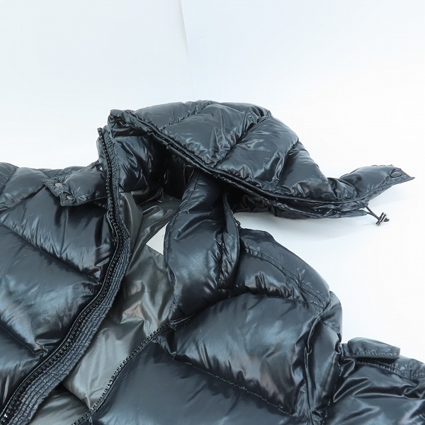 実際に弊社で買取させて頂いた【JPタグ】MONCLER/モンクレール MAYA/マヤ ダウンジャケット E20914036605 68950 2の画像 5枚目