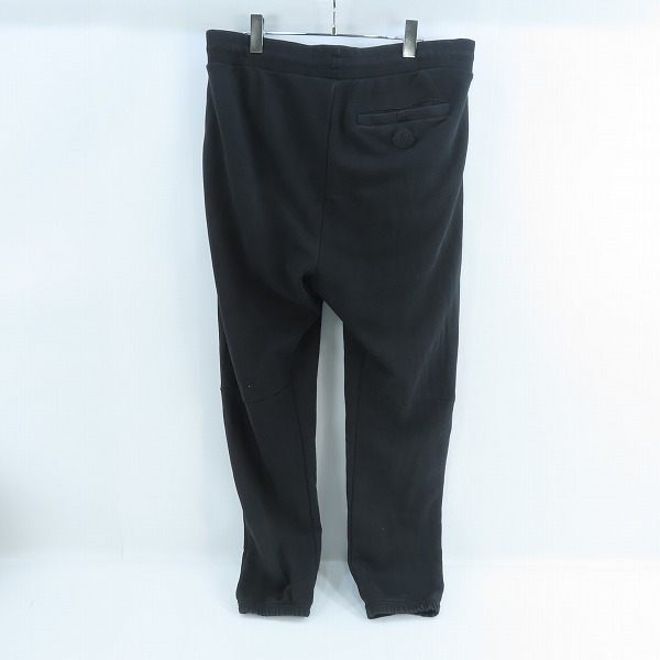 実際に弊社で買取させて頂いた【JPタグ】MONCLER/モンクレール ジョガーパンツ/スウェットパンツ サイドロゴ PANTALONE G10918H72810 8098U/XLの画像 1枚目