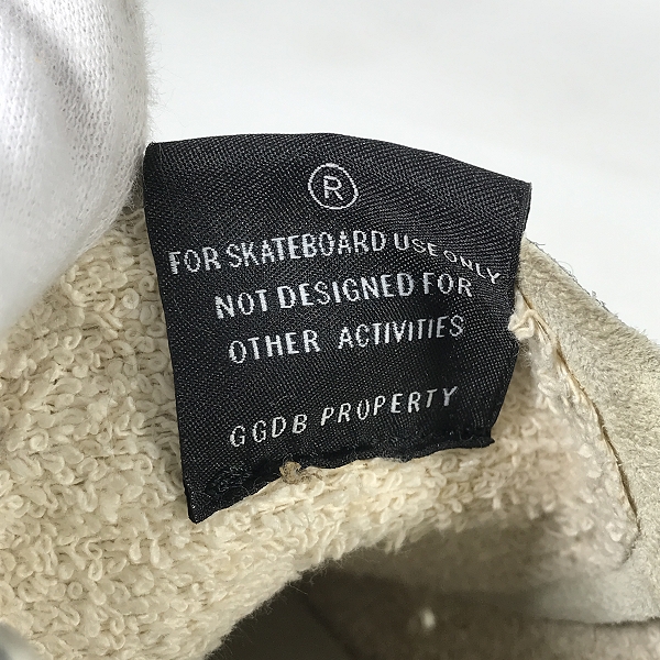 実際に弊社で買取させて頂いたGOLDEN GOOSE DELUXE BRAND/ゴールデングースデラックスブランド SILVER スニーカー 44の画像 5枚目