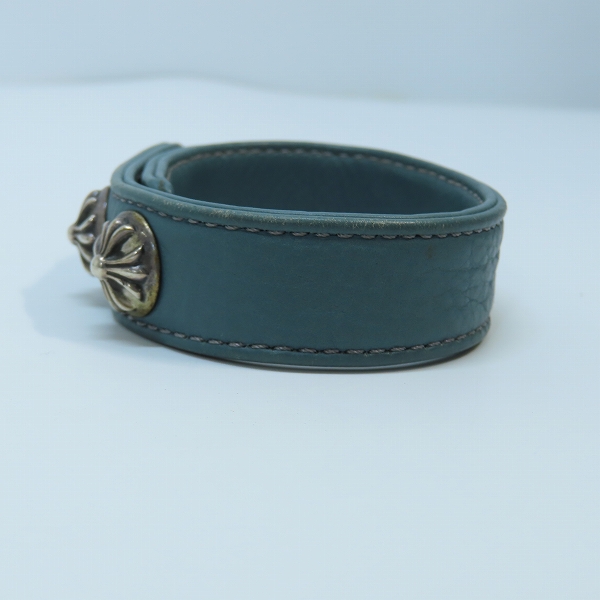 実際に弊社で買取させて頂いたCHROME HEARTS/クロムハーツ 3ボタン2スナップ レザー ブレスレット クロスボタンの画像 2枚目