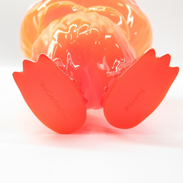 実際に弊社で買取させて頂いたCOWAWA by kasing lung x how2work hk labubu/ラブブ ソフビ オレンジの画像 5枚目