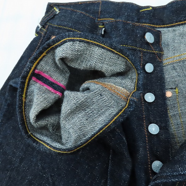 実際に弊社で買取させて頂いたEVISU/エヴィス 三十周年記念 ボタンフライ デニムパンツ 36×32の画像 2枚目