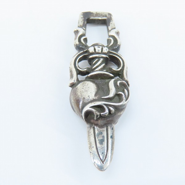 実際に弊社で買取させて頂いたCHROME HEARTS/クロムハーツ ダガーハート ペンダント チャーム/ネックレス トップの画像 1枚目