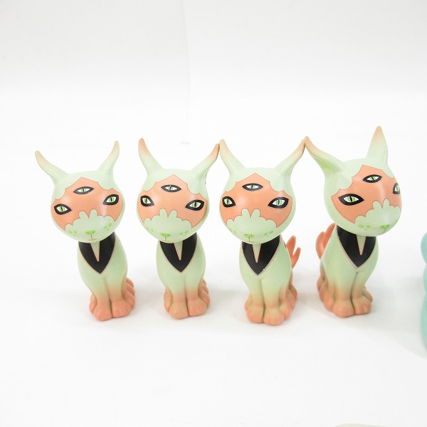 実際に弊社で買取させて頂いた【おまとめ】KIDROBOT/キットロボット MCPHERSON GAMMA MUTANT SPACE FRIENDS 2 フィギュアの画像 1枚目