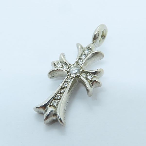 実際に弊社で買取させて頂いたCHROME HEARTS/クロムハーツ PLAT TNY CRSF P DMND プラチナ タイニーファットクロス チャーム w/ダイヤパヴェ